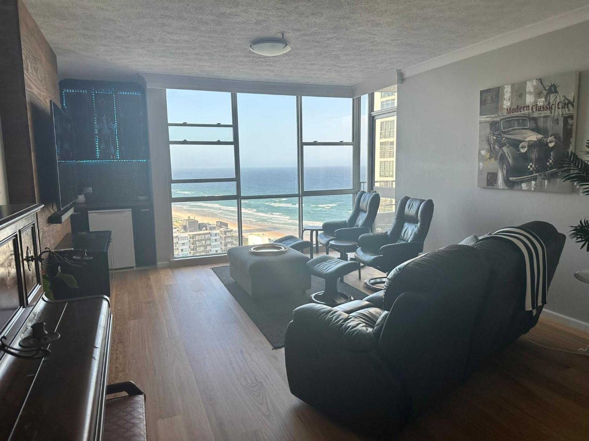 Golden Gate Apartment